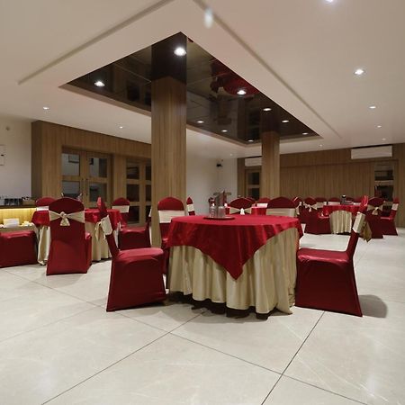 Hotel Yatri Nagpur Exterior foto