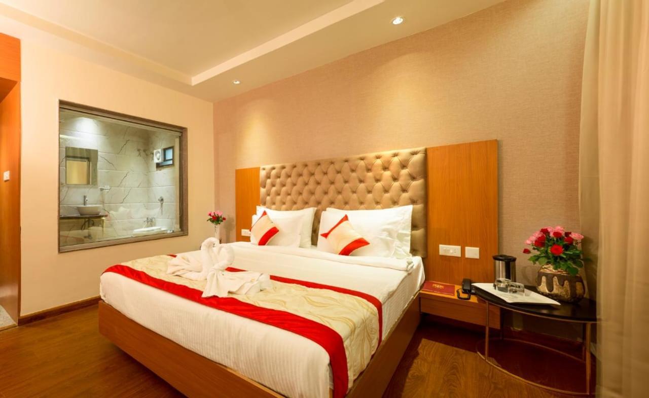 Hotel Yatri Nagpur Exterior foto